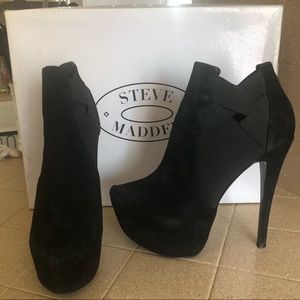 Steve Madden Voltagee Black Suede Shoes 8.0